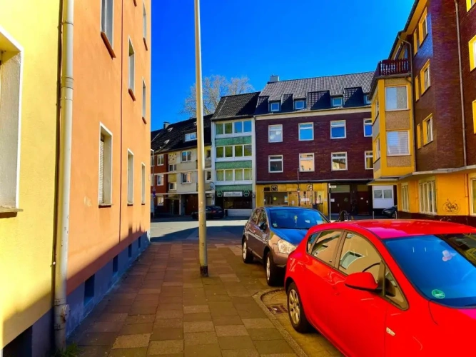 3 Bedrooms Apartment