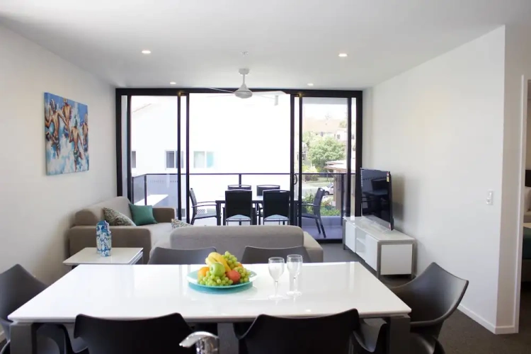 2 Bedrooms Apartment with balcony