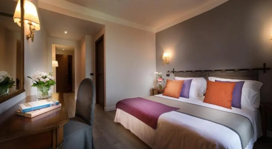 Hotel Benaco
