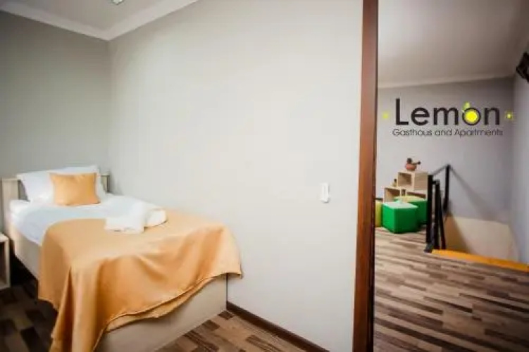 Holiday Home Lemon
