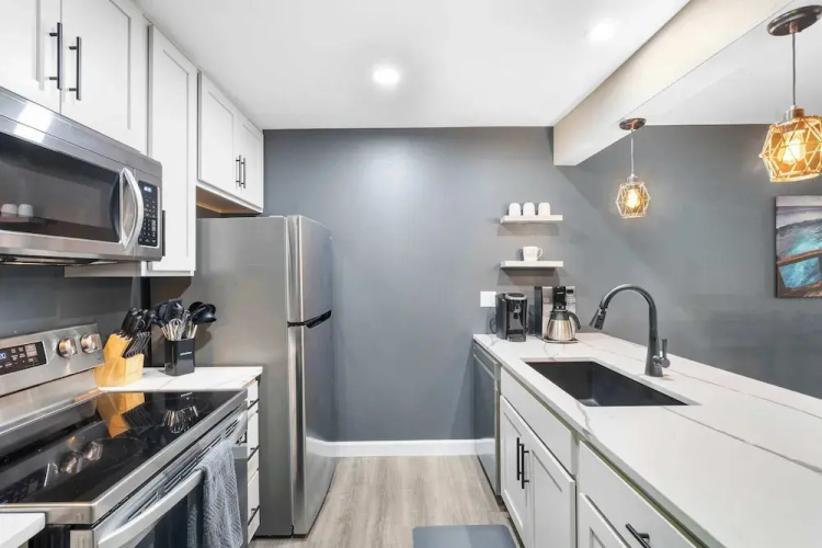 Top Notch Condo for 6