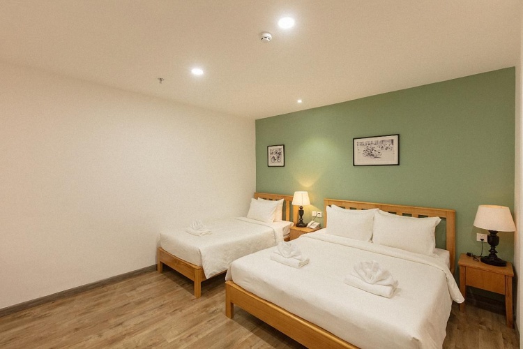 Deluxe Triple room