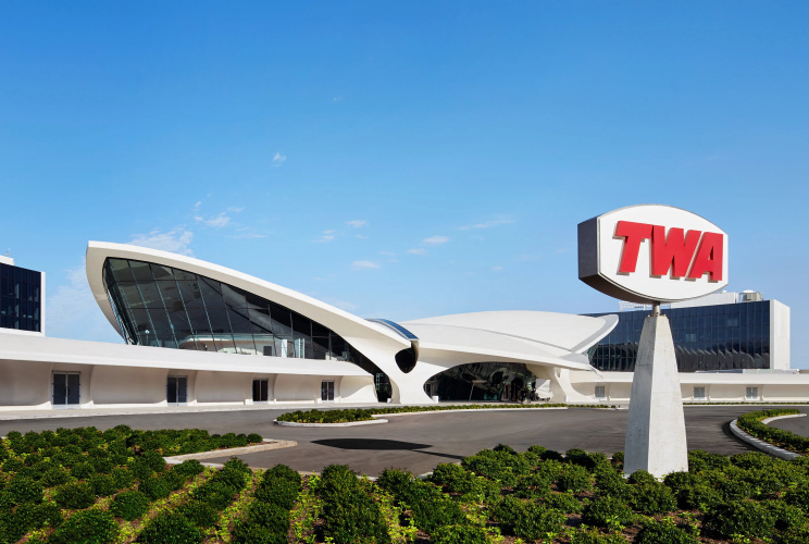 Twa Hotel At New York's Jfk Airport - Long Beach, NY