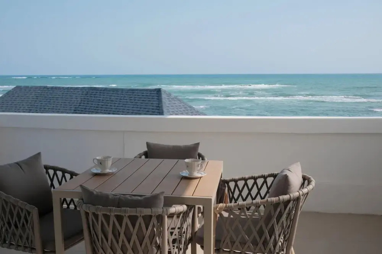 Joy Beach Lodge