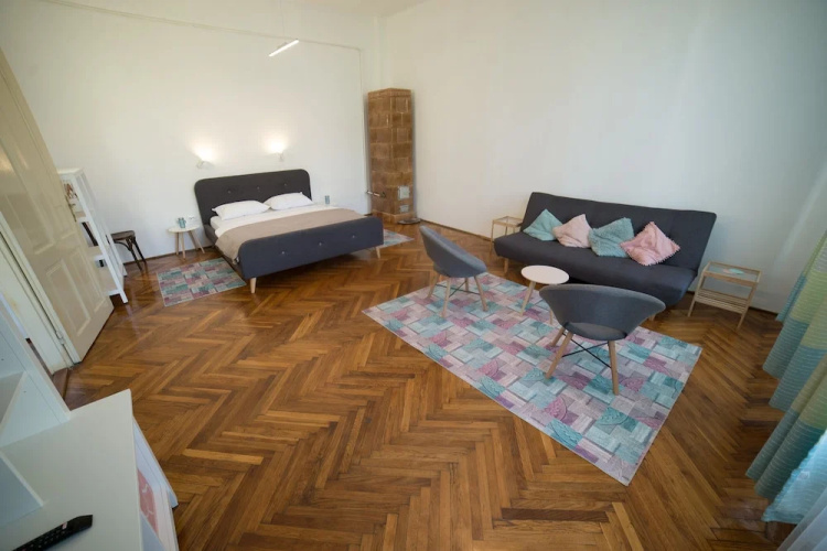 Mathe Apartments 4