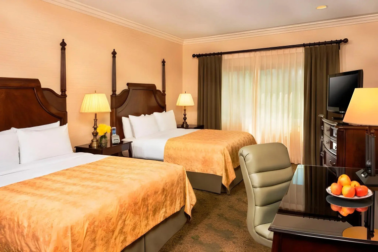 Ayres Suites Diamond Bar