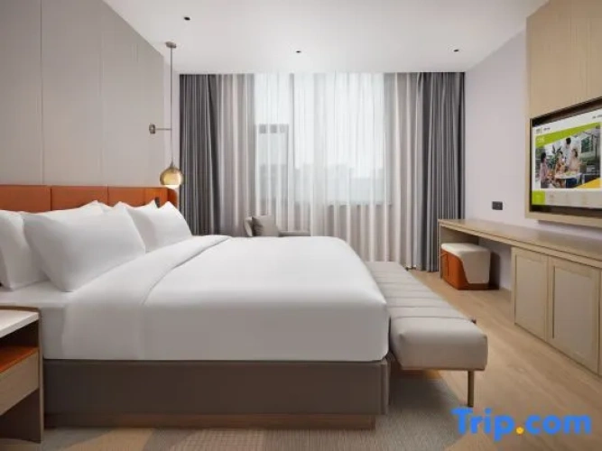 Suite with garden view