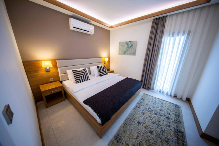 Moyo Beach Hotel