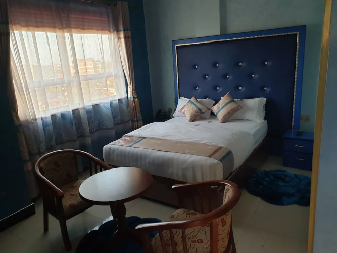 Signature Suites & Hotel