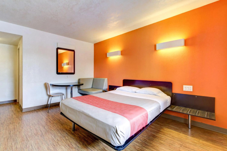 Motel 6 Richfield, OH
