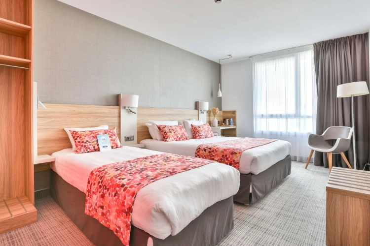 Standard Twin room
