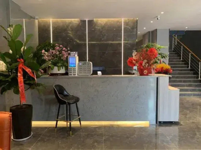 Shilong Express Hotel