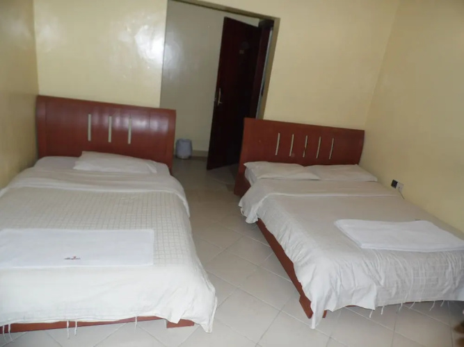 Raya Hotel