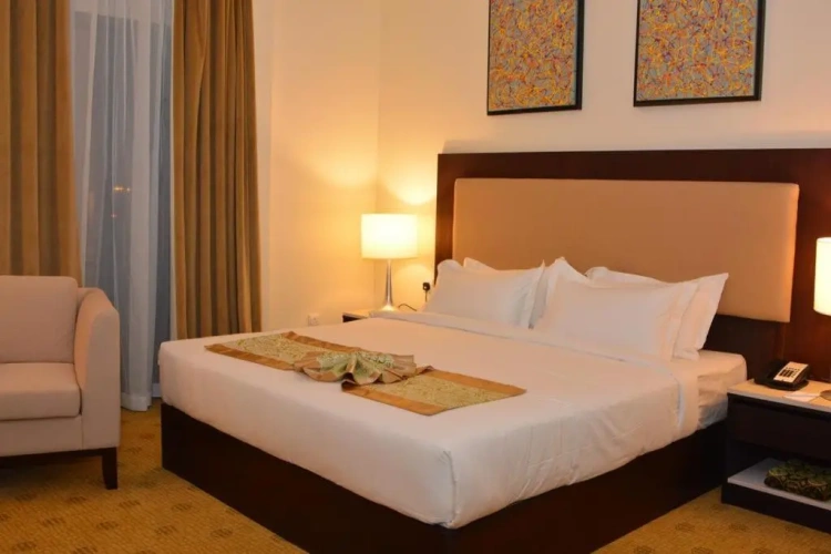 Junior Suite with pool view