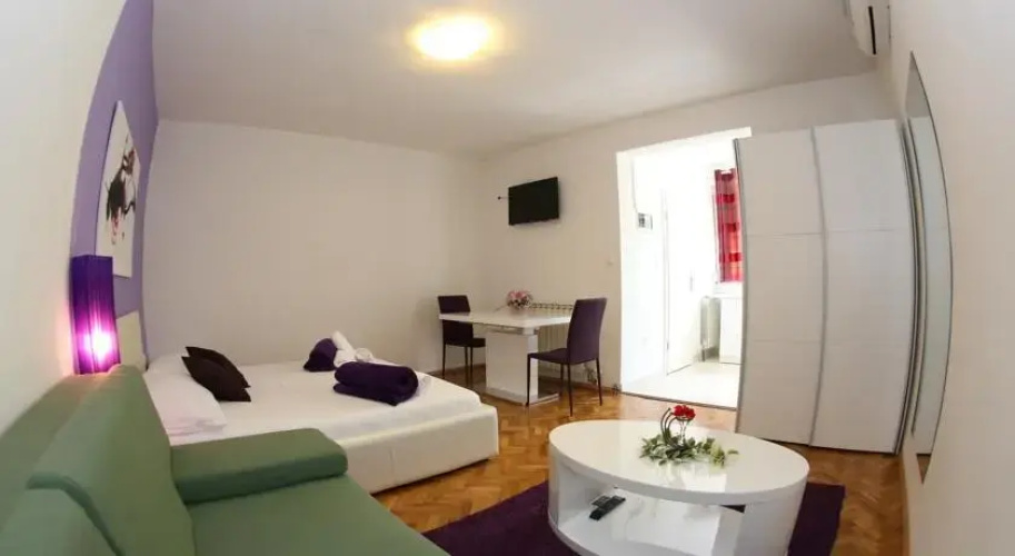 Apartments Maruna Self check-in
