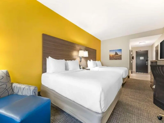 Standard Quadruple room