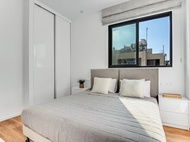 Sanders Olive - Chic 2-bdr Apt With Shared Pool