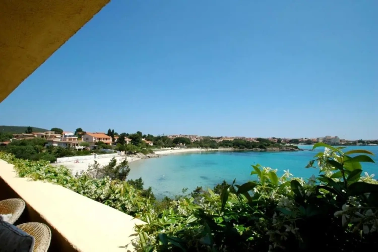 Villa with sea view