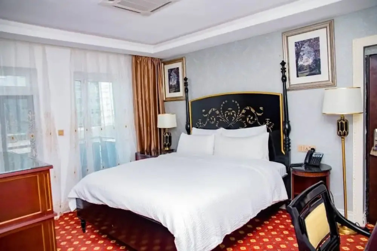 Golden Vista Hotels