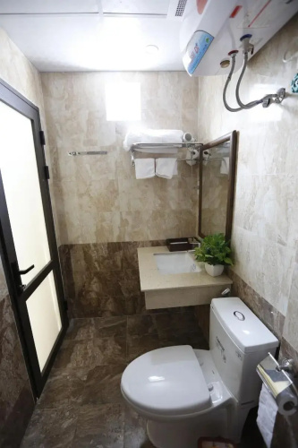 Hoang Ngoc Hotel