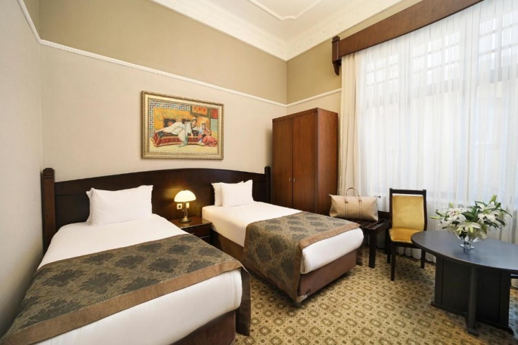 Superior Twin room