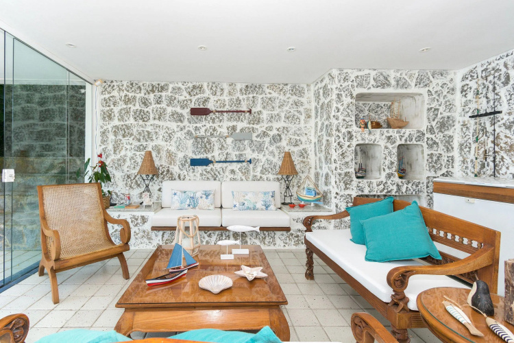 Villa Com Seis Suítes E Praia Particular
