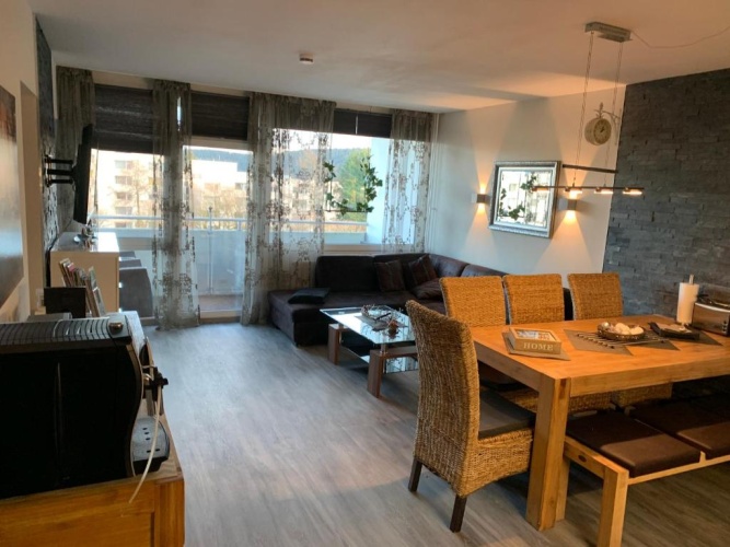 3 Bedrooms Apartment