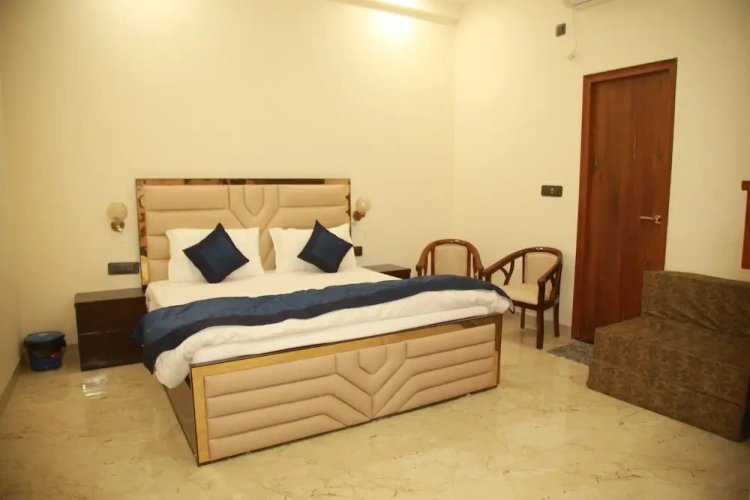Superior room