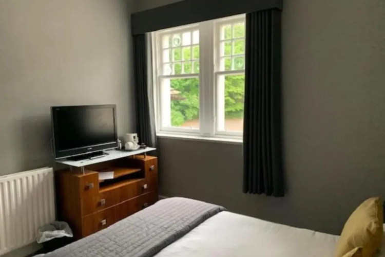 Oyo Dunmar House Hotel