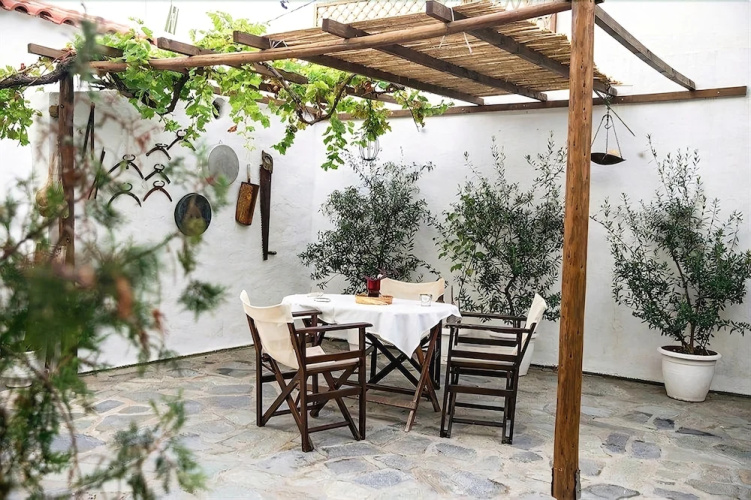 Maria Studios & Apartments