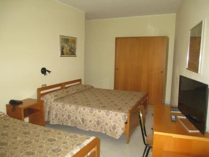 Classic Triple room