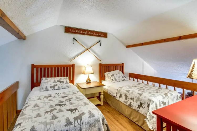 North Conway Condo < 3 Mi to Slopes & Echo Lake