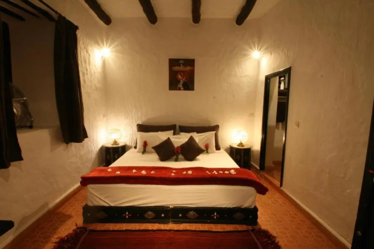 2 Bedrooms Villa
