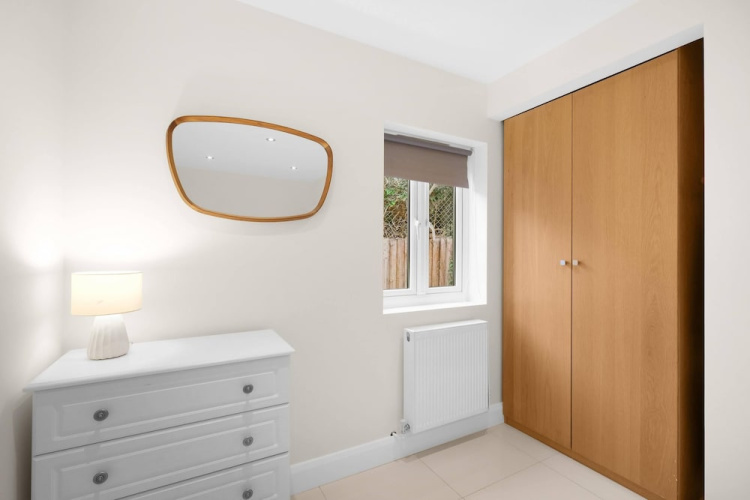 Modern Comfort 2-Bedroom, 2-Bathroom House