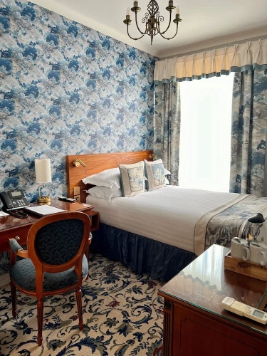 Petite Double room