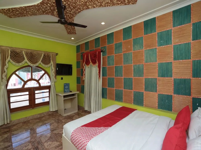 OYO 16977 Megha Resort
