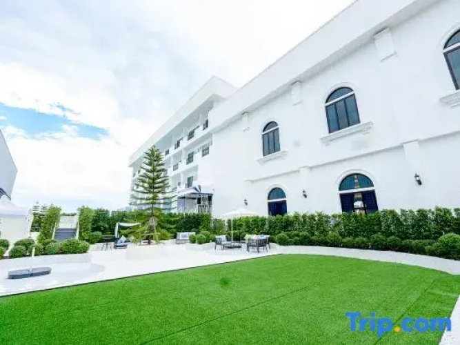 Marble Arch De Loei Hotel