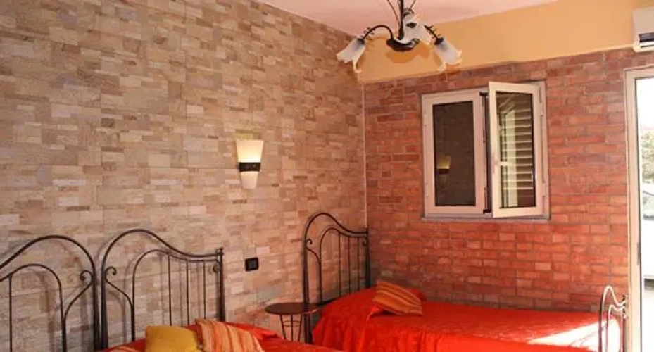 Classic Quadruple room