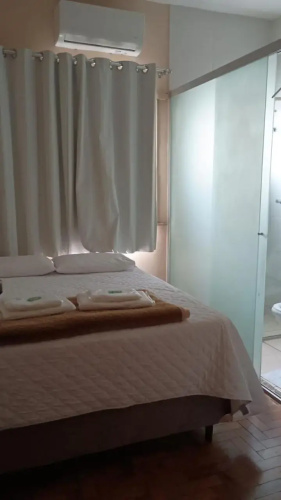 J2 Hotel
