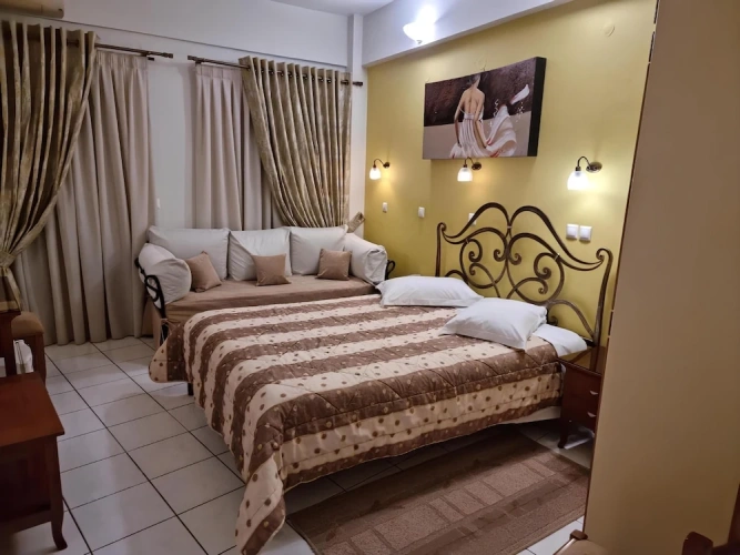 Standard Triple room with balcony