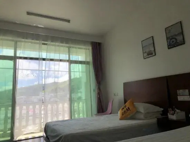 Chaoyin Island Hostel