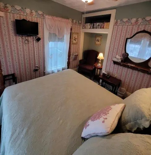 Prairie House Manor