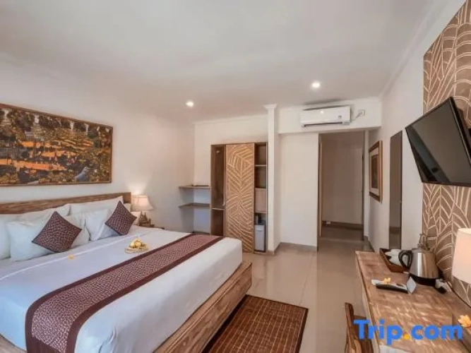 Double Suite with pool view