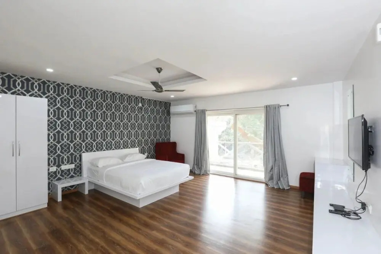 Aston Suites