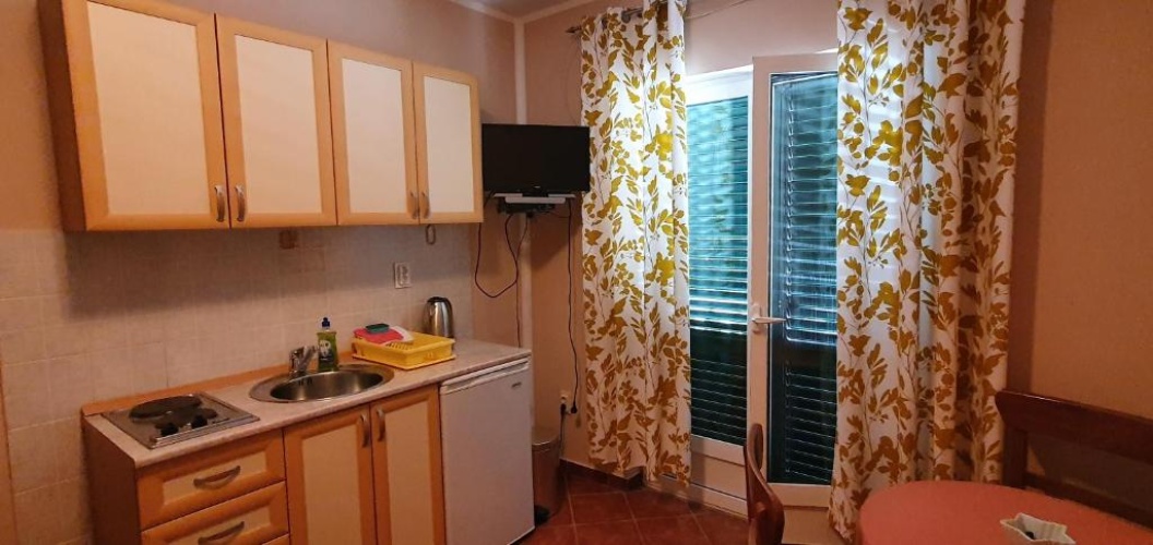 1 Bedroom Apartment with sea view