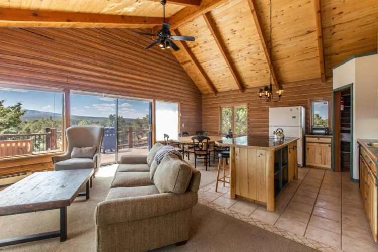 317 Tower Apartment