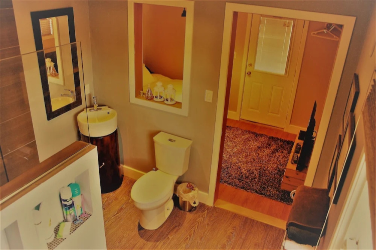 Huckleberry Cottage