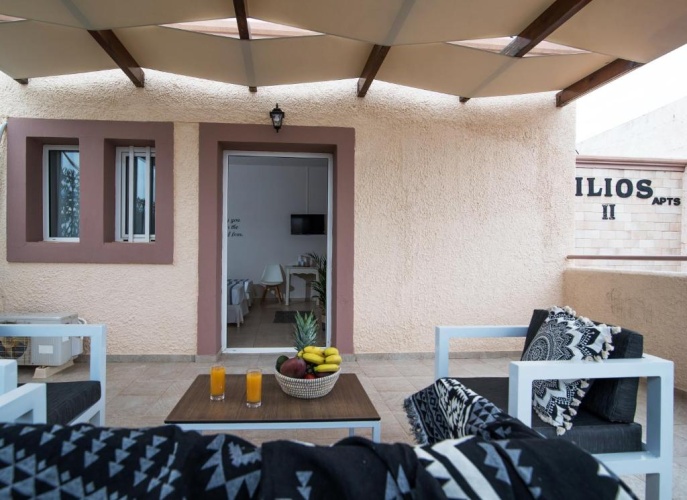 Superior Double Studio with pool view