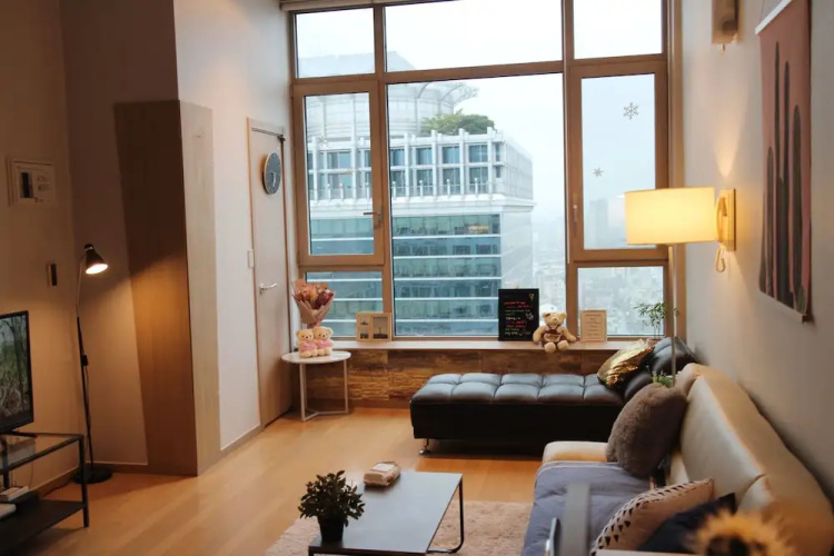 Jia's Spacious Sky Loft