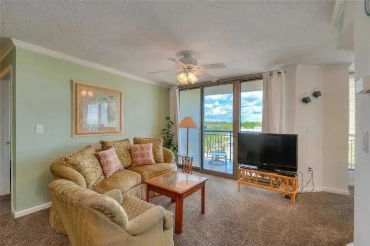 Brighton Two-bedroom Apartment 405